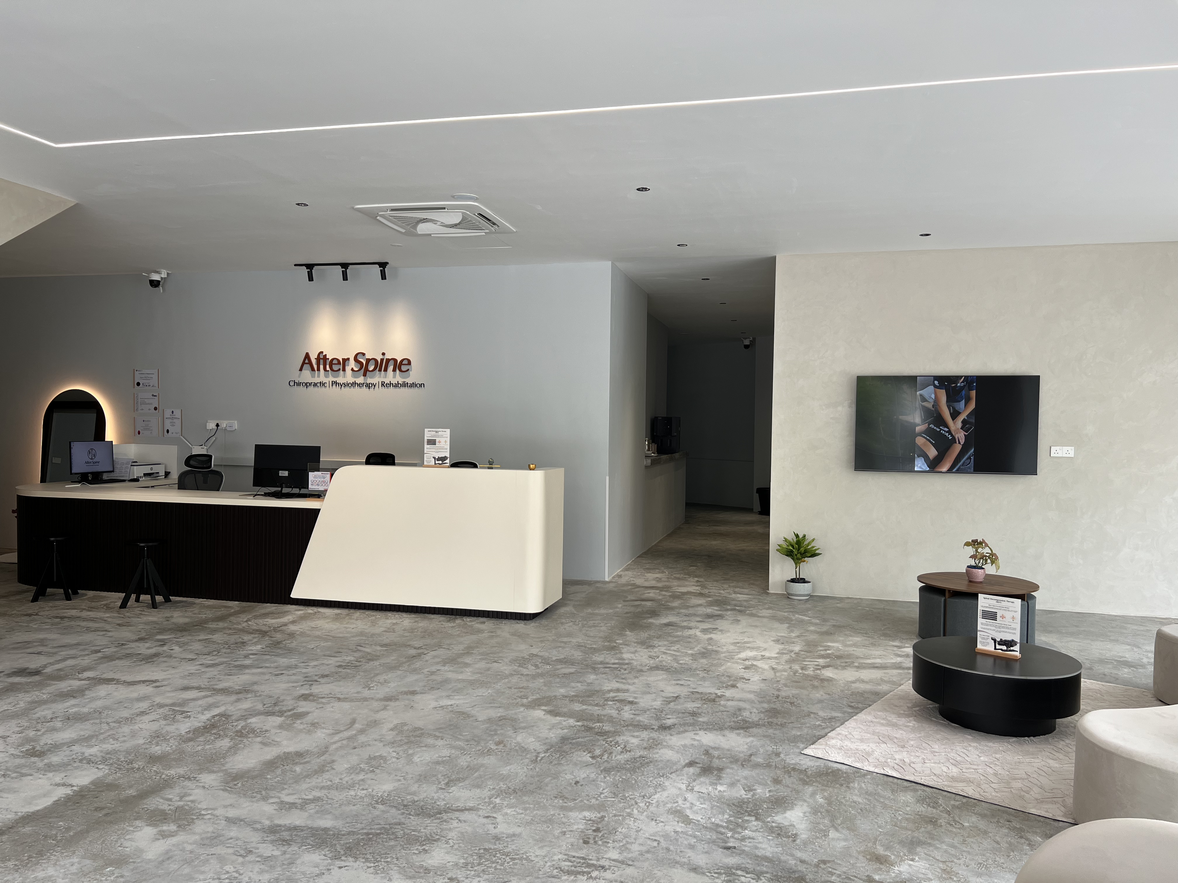 After Spine Consultation Area