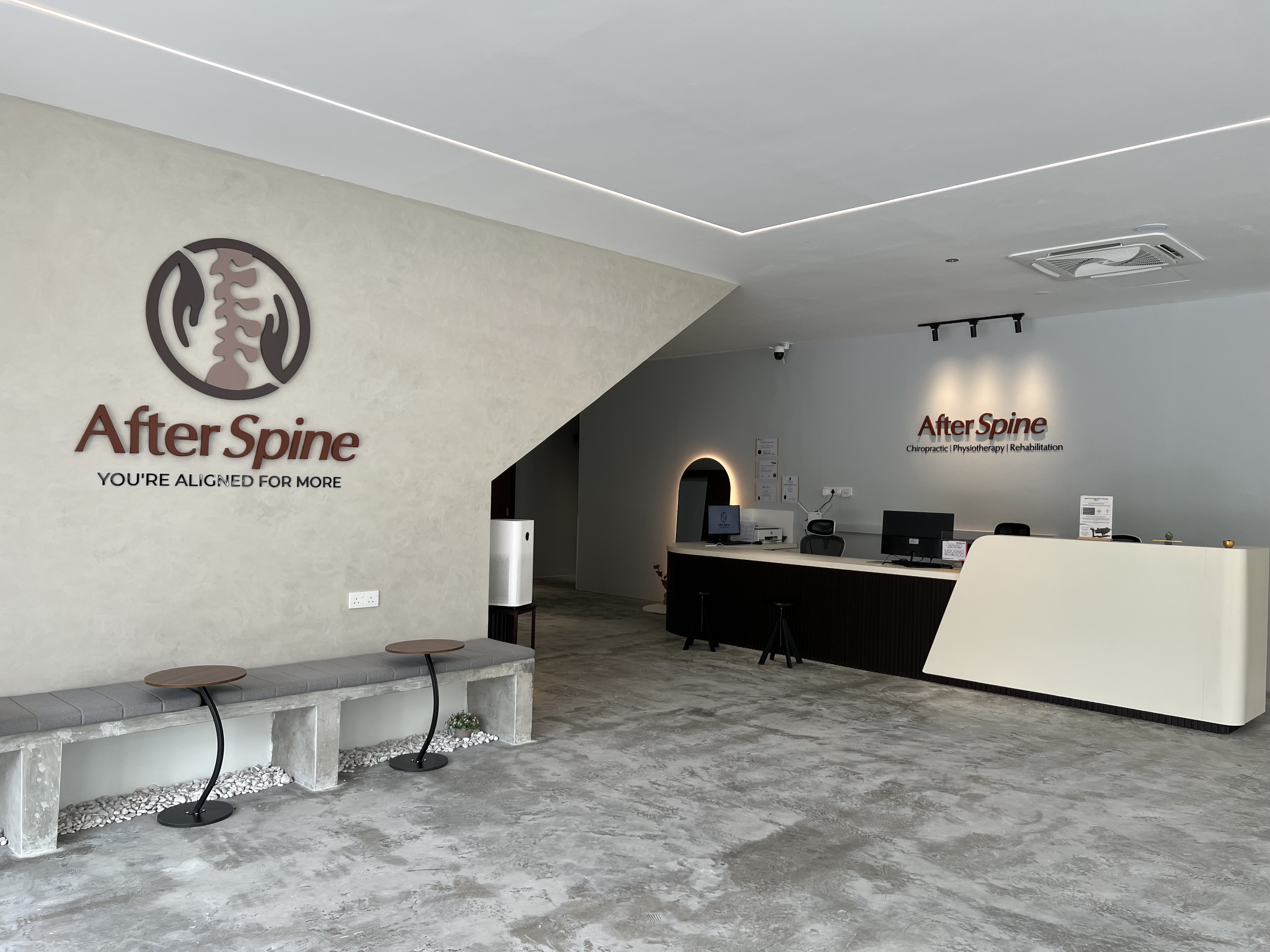 After Spine Clinic Interior